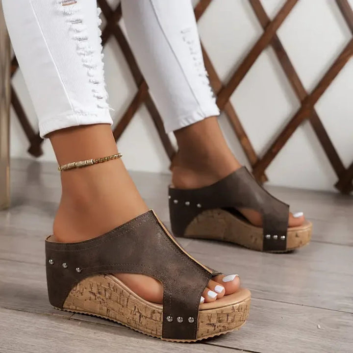 Melissa |  Sandalias de cuña cómoda